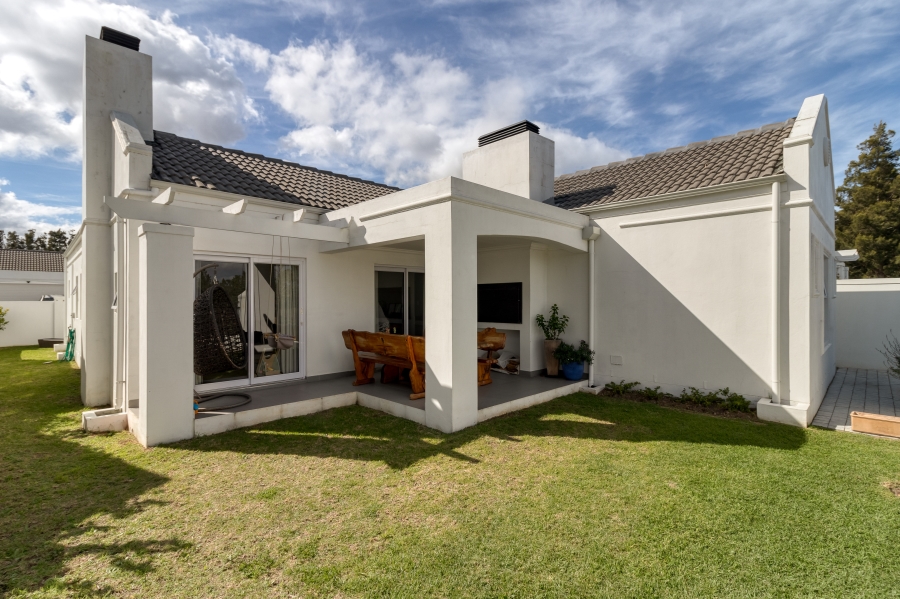 3 Bedroom Property for Sale in Roundhay Western Cape
